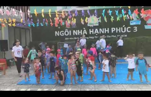 Water Festival - Ngày Hội Té Nước: Nhảy dân vũ TÉ NƯỚC