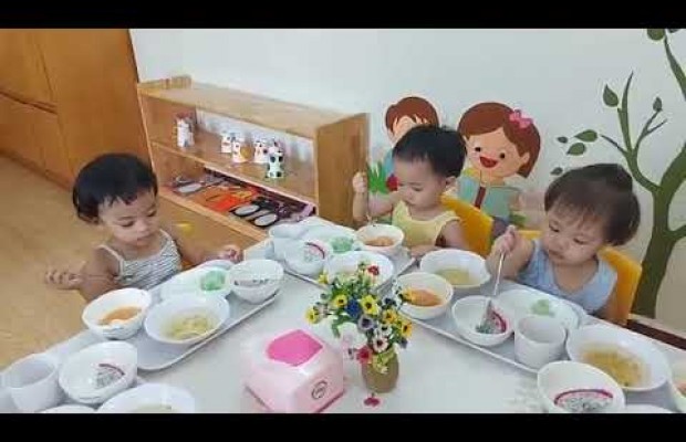 Cơm trưa sắc màu - Lớp Bambi 2