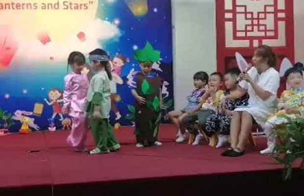 Happy Mid Autumm Festival - Đèn lồng và Sao